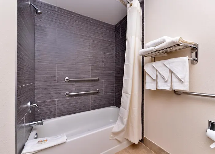 Hotel Quality & Near I-57