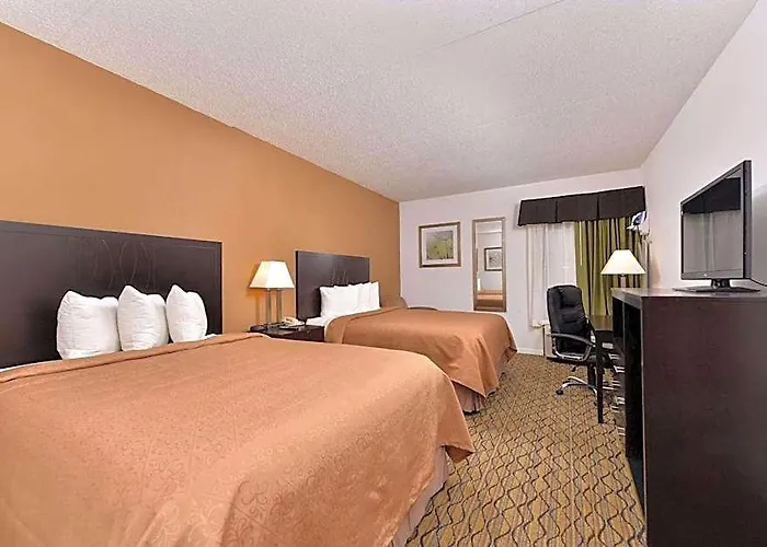 Hotel Quality & Near I-57 Matteson